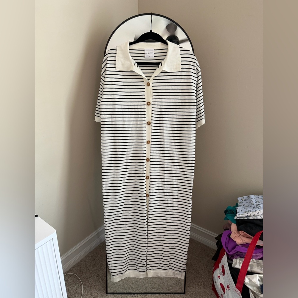 Carly Jean Los Angeles Striped Button-Down Dress